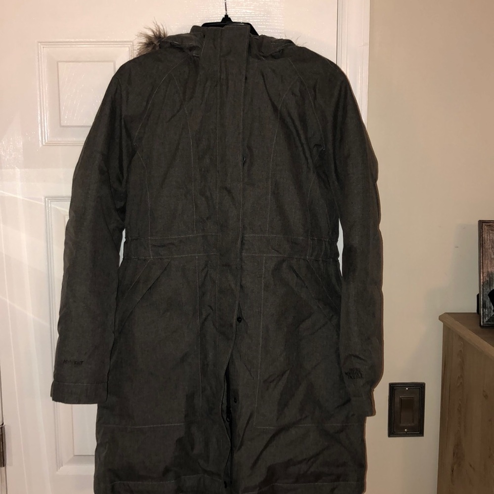 Women’s The North Face winter coat, size large